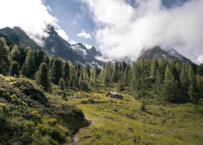 Miramonte-2 By Interhome