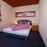 Miramonte-2 By Interhome アパート カップル
