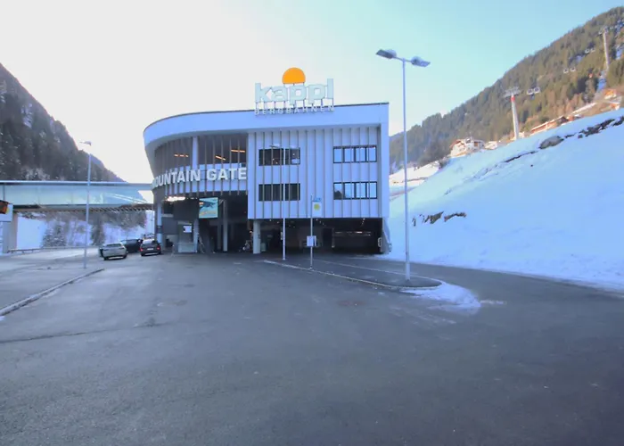 Miramonte-2 By Interhome